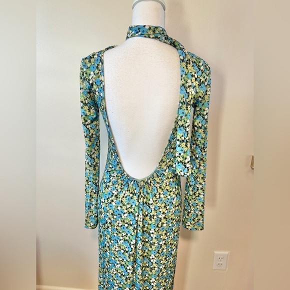 Zara Blogger Fave Green Floral High Neck Cut Out Open Back Fitted Midi Dress - Picture 10 of 11